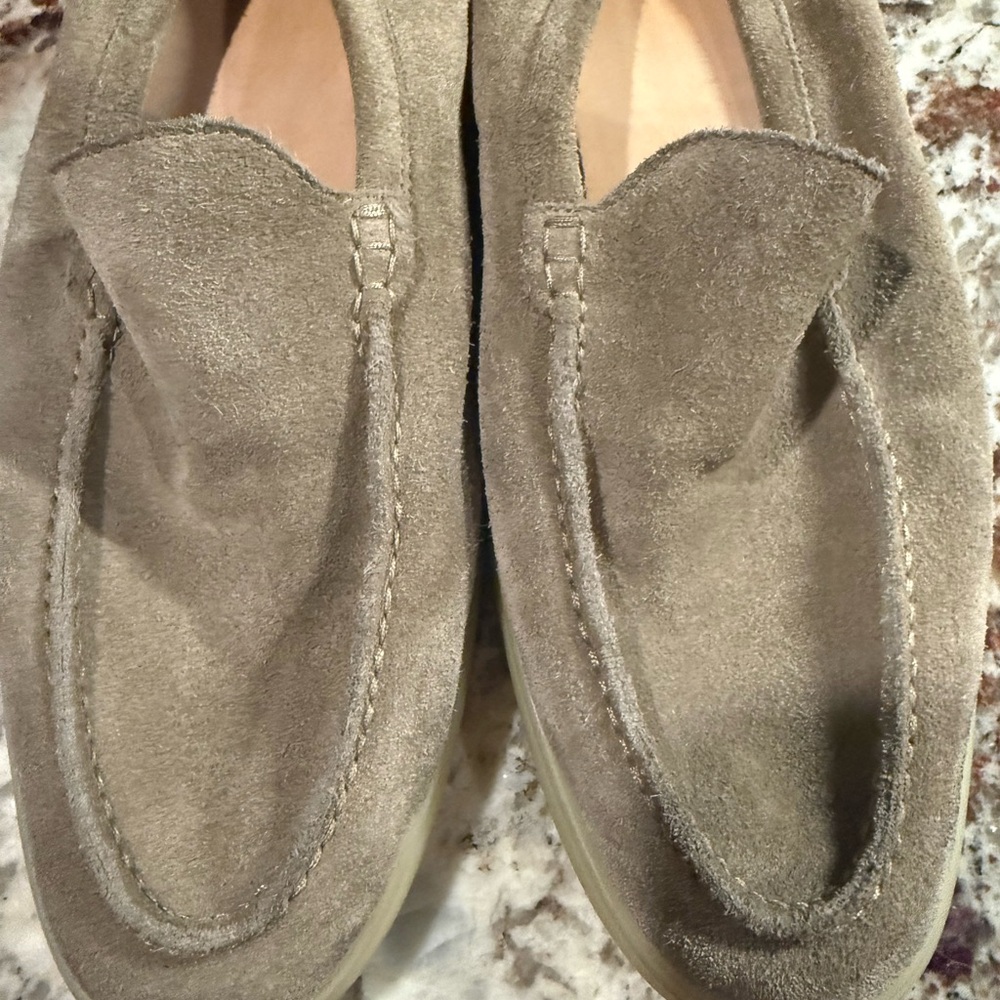 *PRE-OWNED/GOOD CONDITION* Suitsupply Men's Size 42 Leather Slip-On Loafer